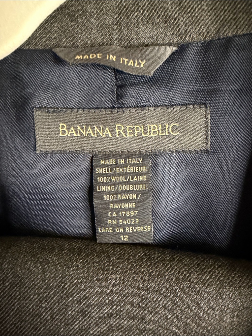 banana Republic Women’s Suit Set • Made in Italy • 100% Wool • Blazer 12 Skirt10 - Picture 2 of 7
